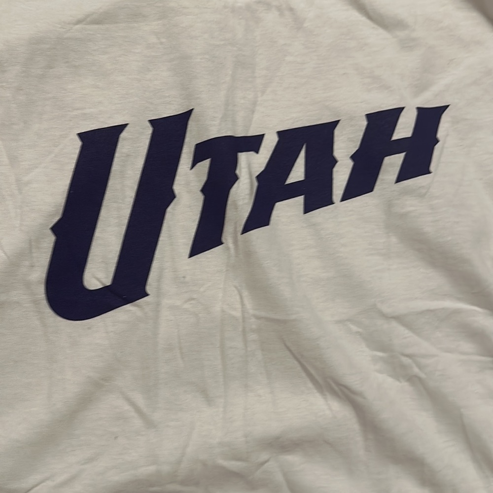 New Utah Jazz T-shirt - Picture 2 of 7